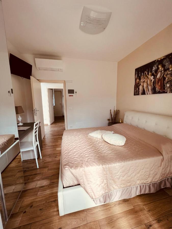 Affitta Camere La Fenice Di Folli Lorella Puegnago Dış mekan fotoğraf