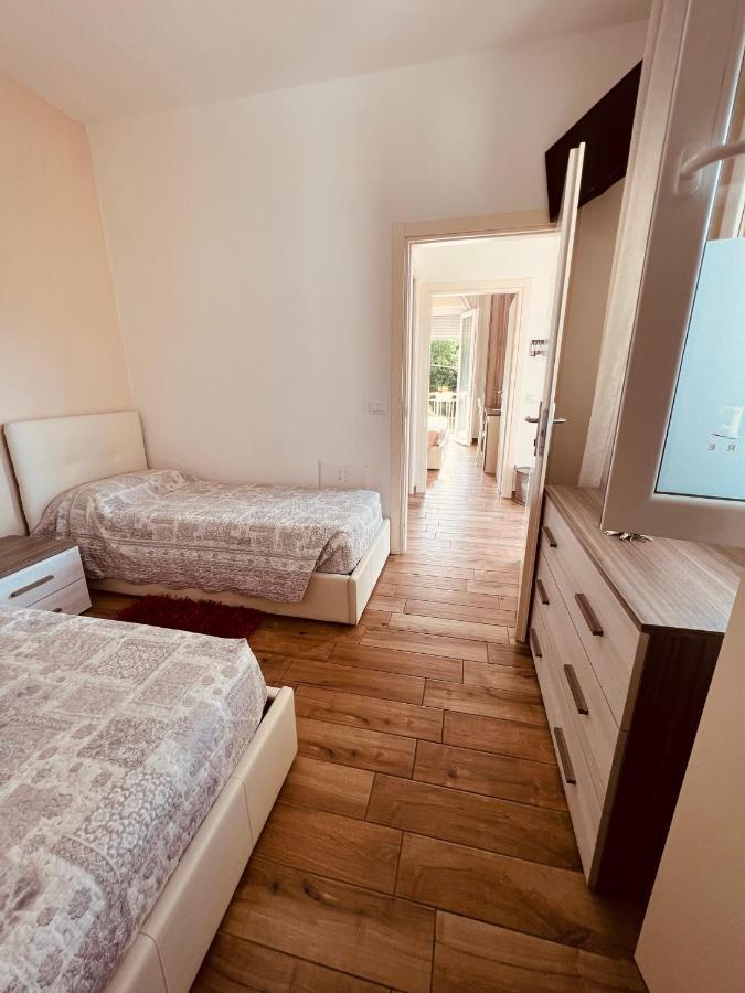Affitta Camere La Fenice Di Folli Lorella Puegnago Dış mekan fotoğraf